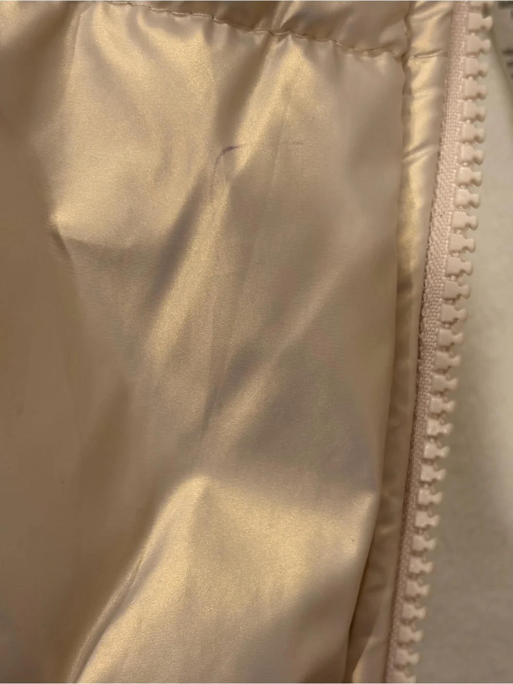 Carter’s Metallic Gold Cream Hooded Puffer Jacket with Faux Fur Trim 🤎